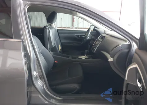 2017 Nissan Altima 2.5 S из США, поврежденный, VIN 1N4AL3AP8HN353440